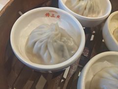 -馋三尺蟹粉小笼(人民广场店)