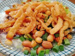 馓子豆腐脑-曾笼笼牛肉饼