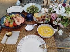 -花十悦·鲜花咖啡餐厅(振业城一期店)