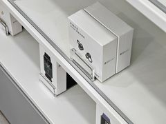 -荣耀授权专卖店(黄浦浙江中路店)