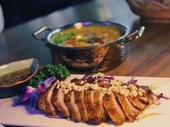 -暹罗酒肆泰餐厅酒吧