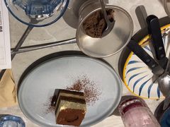 -必胜客(漕宝路店)