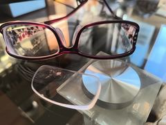 -朱师傅眼镜·蔡司·依视路·尼康(市先进店)