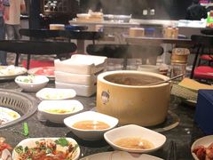 -钱小奴海鲜自助黑金店(杭州滨江龙湖店)