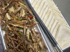 小杂鱼卷饼-大鹏饭店·金陵家宴(奥体中心店)