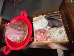 -龙隆昌·鲜品火锅·江湖烤鱼
