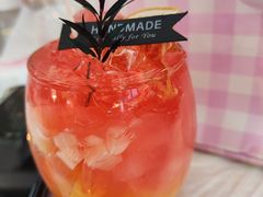 -郑在DIY·潮玩银饰绘画手作(中央大道旗舰店)