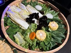 -尚尚仙·酸汤猪手·猪肚鸡火锅(华联万柳购物中心店)