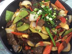 -乡土特色.冷锅鱼.牦牛肉汤锅