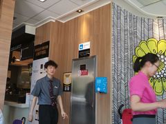 -麦当劳(欢乐谷店)