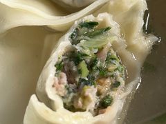 荠菜猪油渣大馄饨-君东记本帮面馆(天钥桥路店)