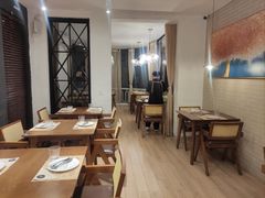 -Mark&Mars Restaurant