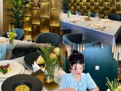 -华凌牛庄西餐厅(乌鲁木齐华凌美爵大饭店)