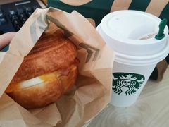 -星巴克(广州动漫星城东区店)