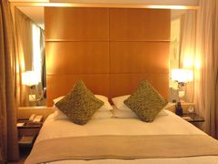 床-上海新锦江大酒店