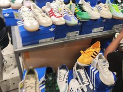 -Adidas(东荟城店)