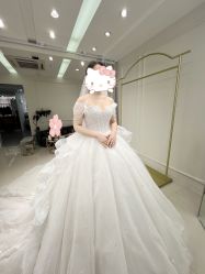 -LOVE SHINE婚纱·红鼎庄龙凤褂·妈妈装定制