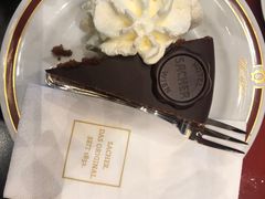 -Cafe Sacher(WIEN)