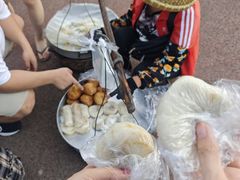 -万绿园