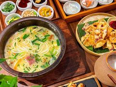 -良米山·云南野生菌过桥米线(上海首店)