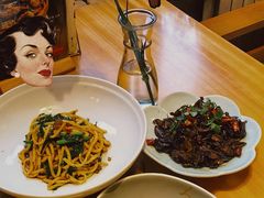 -山茶云南菜(永安里店)