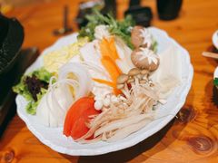 牛肉寿喜锅-吟松日式料理(莘庄店)