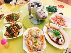 -双月饭店·20年老字号(新村店)