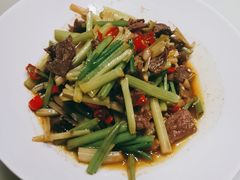 -佬麻雀·新湘菜(珠海金发购物中心店)