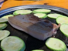 -唯成•韩国炭火烤肉 유성고기