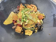 -醉人椒麻辣香锅(王府井喜悦店)