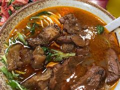 -金杨拉面王小吃面馆·牛三宝面·红烧牛肉粉