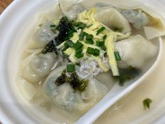 荠菜鲜肉馄饨-弄堂咪道-饭香·面香·馄饨香(钦州北路田尚坊店)