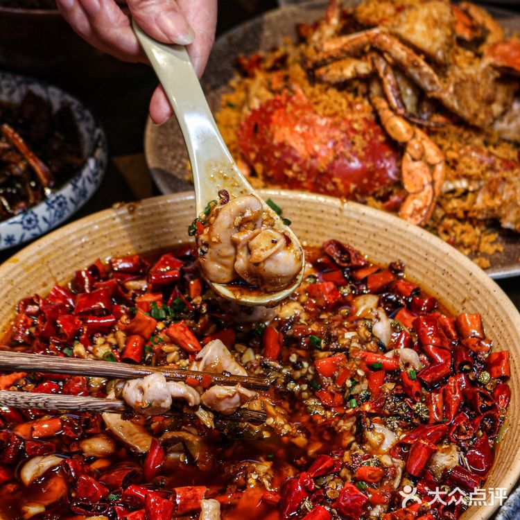 杭州‼️只有这家沉浸式餐酒馆才能让我心甘情愿掏钱~