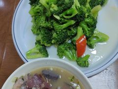 -牛街老爆肚满(亚运村店)