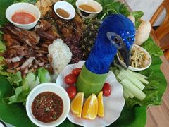 -沐毫傣泐云南菜孔雀宴•手抓饭傣味烧烤(曼听公园店)