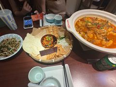 -魏铭鱼头捞饭(晋阳路店)