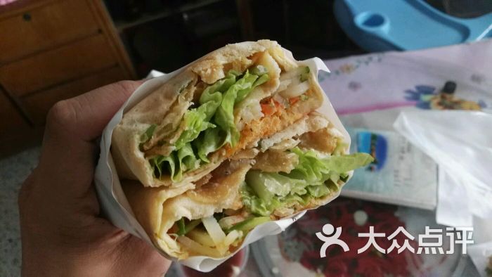 肉鬆煎餅果子