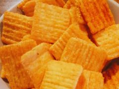 -老牌坊云南鱼豆花火锅(哈西万达店)