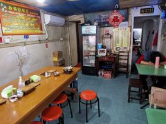 大堂-吴淞老街砂锅馄饨(北兴路店)