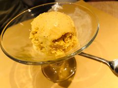 -ResTaurAnt S'ZWILLING Stuebel