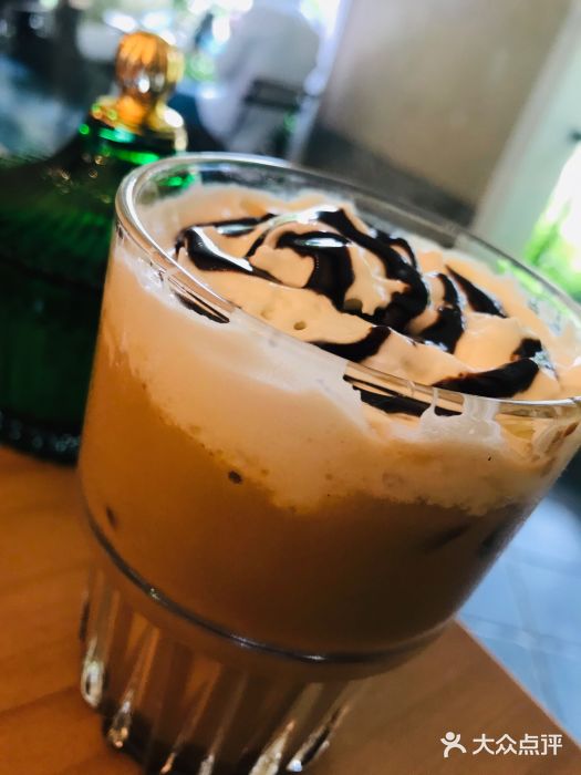 蔓陀花园咖啡(申富路店)巧克力摩卡图片