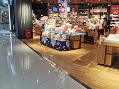 -九木杂物社(新奥购物中心店)