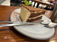 提拉米苏-斯比特花园西餐厅(东方商厦店)