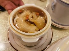 花胶杞子元肉炖瘦肉汁-黄祥华养生堂·炖汤·营养蒸饭(岭南天地店)