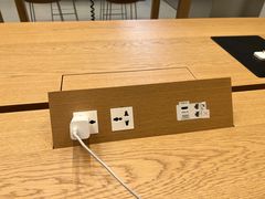 -Apple零售店(华贸购物中心店)