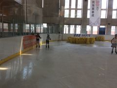 -冠军冰场CHAMPION RINK(中华城店)