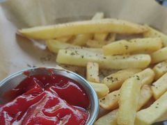 -J Create城市露营咖啡·简餐·宠物(上海动物园店)