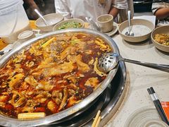 -肖肖酸萝卜鱼火锅(总店)