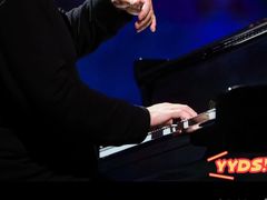 -交通银行前滩31演艺中心