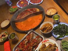 -萍姐火锅·公路夜市(武汉首店)